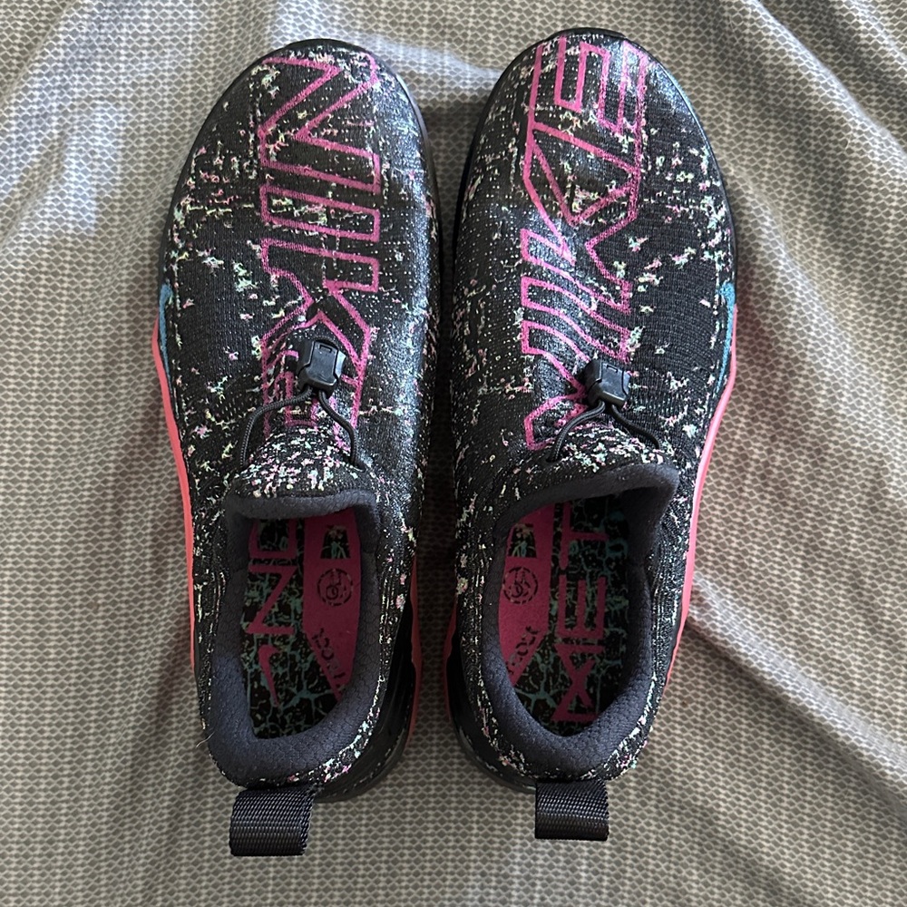 Nike Metcon React AMP black and pink